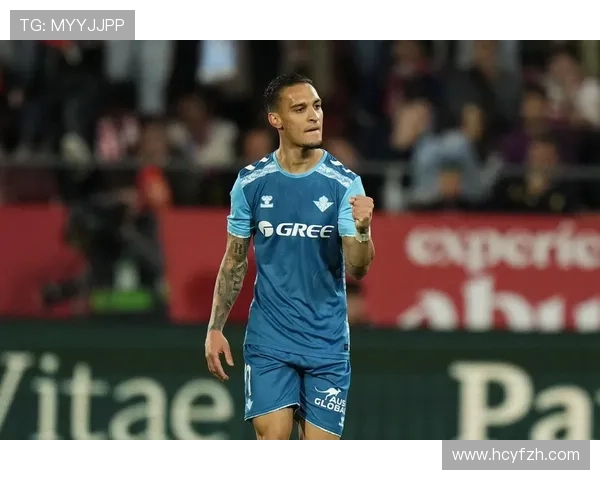 伯恩利安东尼:新赛季崭露头角的锋线新星展现非凡潜力 伯恩利安东尼:新赛季崭露头角的锋线新星展现非凡潜力